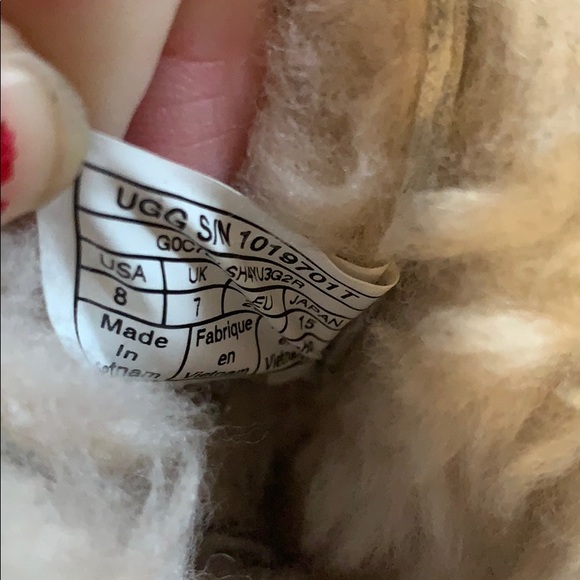 Ugg gita metallic boot sz 8 - Picture 6 of 6